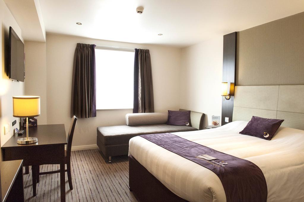 Premier Inn Southampton West Ower Zimmer foto